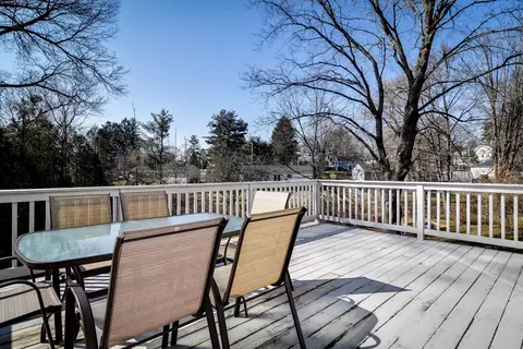 Exterior - 12 Maple Ln, Framingham, MA 01702 photo 4 of 5