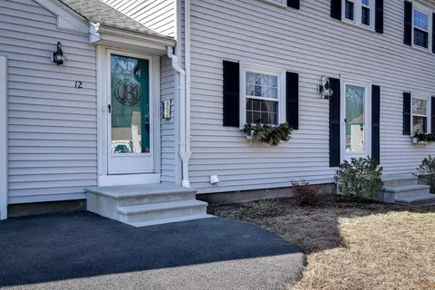 Exterior - 12 Maple Ln, Framingham, MA 01702 photo 2 of 5