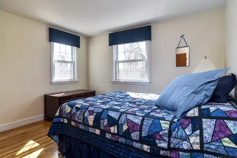 Bedroom - 12 Maple Ln, Framingham, MA 01702 photo 2 of 3