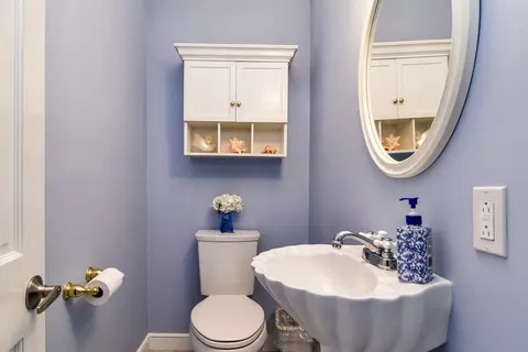 Bath - 12 Maple Ln, Framingham, MA 01702 photo 1 of 2