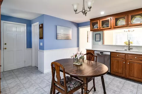 Dining - 12 Maple Ln, Framingham, MA 01702 photo 5 of 5