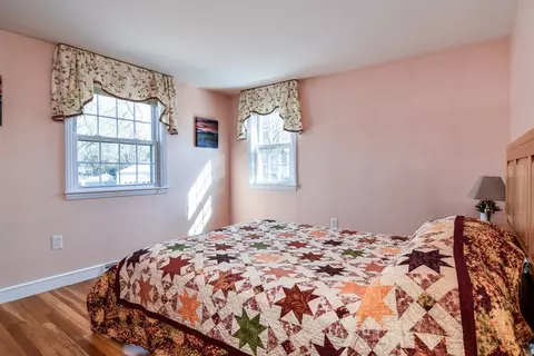 Bedroom - 12 Maple Ln, Framingham, MA 01702 photo 1 of 3