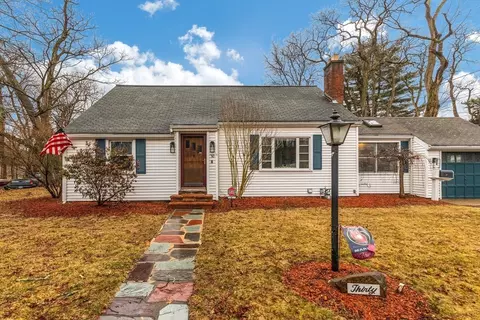 30 Ashwood Rd, Lynn, MA 01904