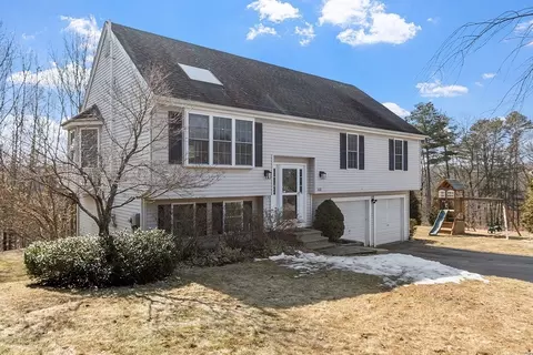 168 Bishop Rd, Fitchburg, MA 01420