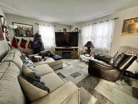 1 Decatur St # -3, Springfield, MA 01151 photo 4