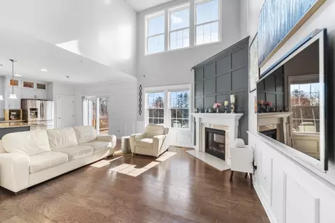 9 Wayside Dr #9, Hopkinton, MA 01748