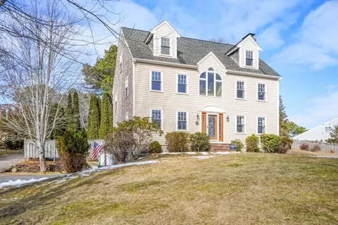 62 Ellisville Rd, Plymouth, MA 02360