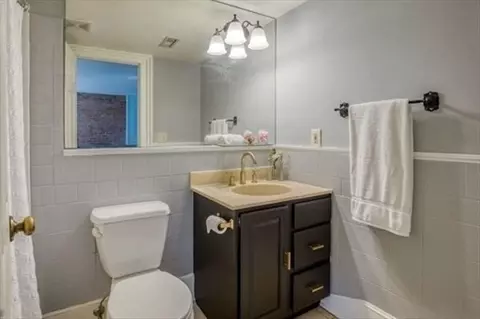 74 Temple St #1, Springfield, MA 01105 photo 8