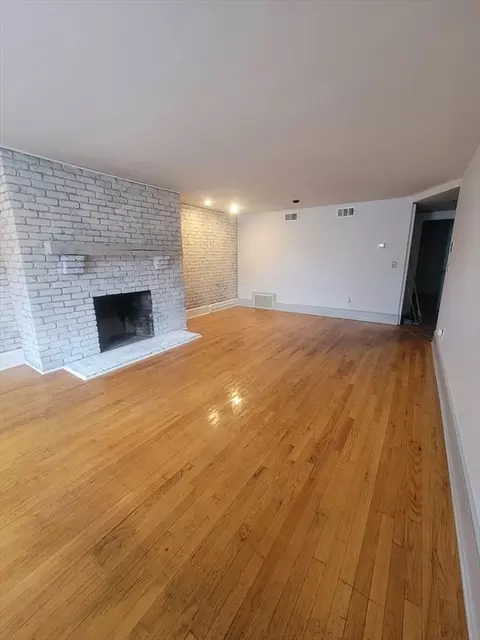 74 Temple St #1, Springfield, MA 01105 photo 5