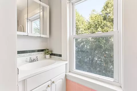 Bath - 18 Edgewood St, Needham, MA 02492 photo 4 of 5