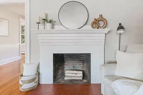 Living - 18 Edgewood St, Needham, MA 02492 photo 4 of 6