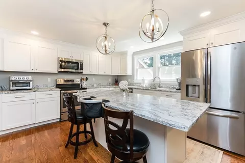 Kitchen - 17 Lehan St, Canton, MA 02021 photo 2 of 4