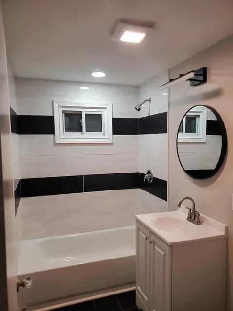 Bath - 75 White St, Ludlow, MA 01056 photo 2 of 2
