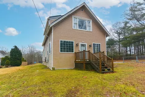 Exterior - 1396 County St, Attleboro, MA 02703 photo 2 of 10