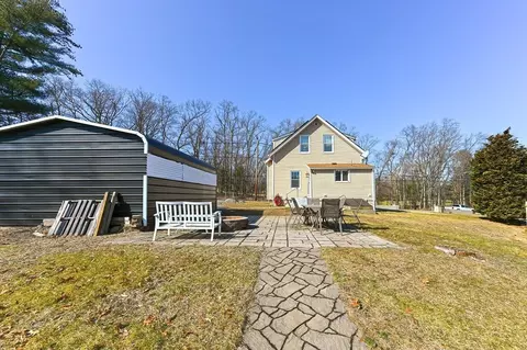 Exterior - 1396 County St, Attleboro, MA 02703 photo 6 of 10