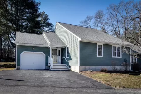 44 Laurelwood Dr #44, Hopedale, MA 01747