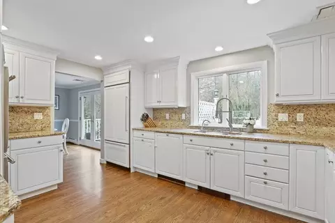 Kitchen - 27 Locust Ln, Needham, MA 02492 photo 3 of 4