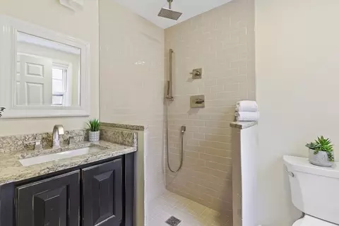 Bath - 27 Locust Ln, Needham, MA 02492 photo 1 of 4