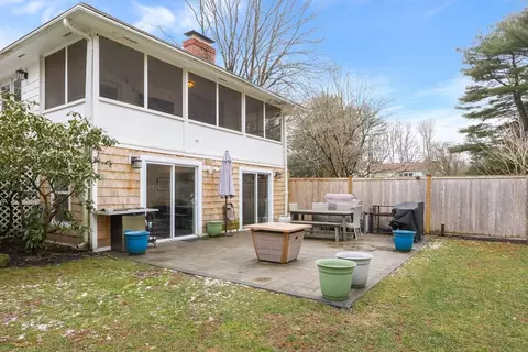 Exterior - 27 Locust Ln, Needham, MA 02492 photo 3 of 10
