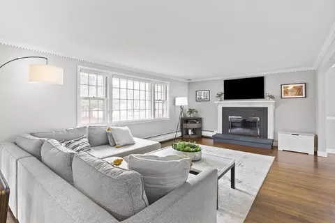 Living - 27 Locust Ln, Needham, MA 02492 photo 2 of 8