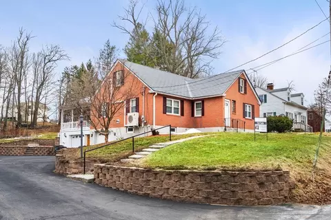 25 Metcalf St, Gardner, MA 01440