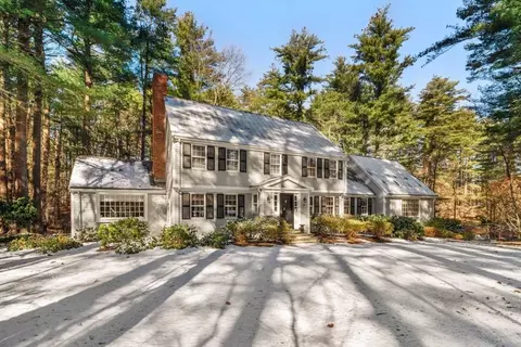 98 Sears Rd, Wayland, MA 01778