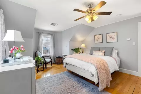 Bedroom - 52 Rivercliff Rd, Lowell, MA 01852 photo 2 of 9