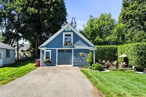 Exterior - 52 Rivercliff Rd, Lowell, MA 01852 photo 6 of 10