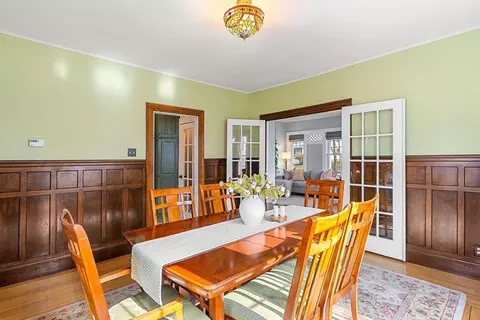 Dining - 52 Rivercliff Rd, Lowell, MA 01852 photo 5 of 9