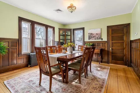 Dining - 52 Rivercliff Rd, Lowell, MA 01852 photo 2 of 9