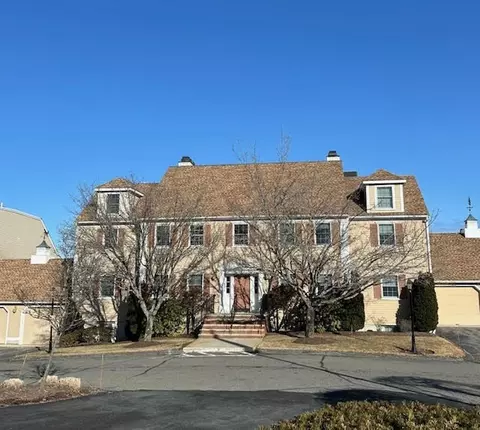 18 America Way #5, Salem, MA 01970