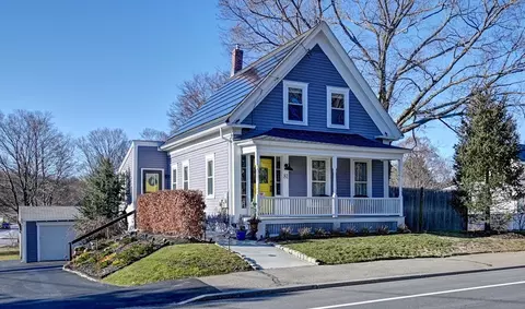 81 Church St, Weymouth, MA 02189