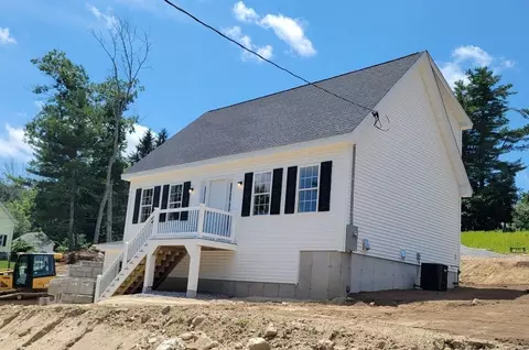 51 High St, Winchendon, MA 01475