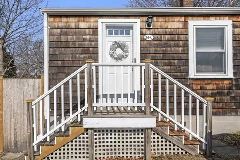 34 High #C, Rockport, MA 01966