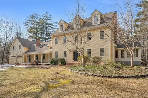 855 Brockelman Rd, Lancaster, MA 01523