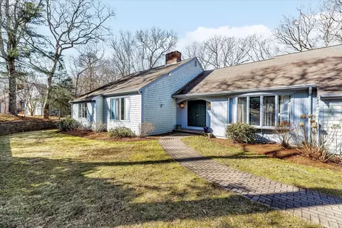32 Shawme Rd, Sandwich, MA 02563