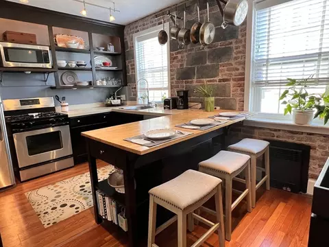 56 Elm St #10, Worcester, MA 01609