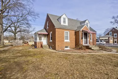 Exterior - 4 Silas St, Springfield, MA 01109 photo 3 of 6