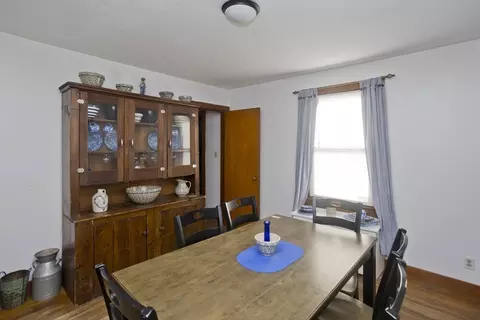 Dining - 4 Silas St, Springfield, MA 01109 photo 4 of 4