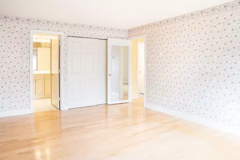 Bedroom - 1210 Greendale Ave #334, Needham, MA 02492 photo 4 of 4