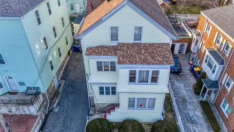 91 E Main St, Fall River, MA 02724