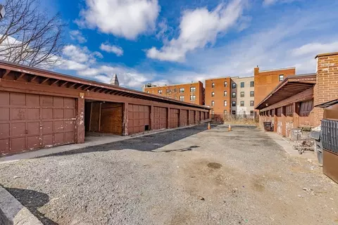 Exterior - 246-262 Union St, Springfield, MA 01105 photo 5 of 5