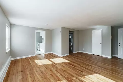 Living - 246-262 Union St, Springfield, MA 01105 photo 1 of 1