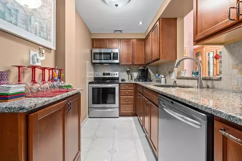 72 Lubec St #12, Boston, MA 02128