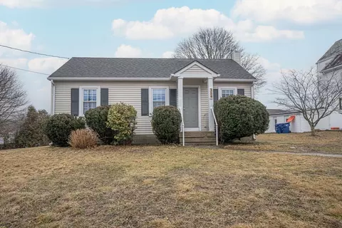 359 Main St, Fairhaven, MA 02719