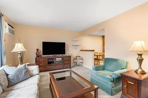 62 Purchase St #C5, Danvers, MA 01923 photo 8
