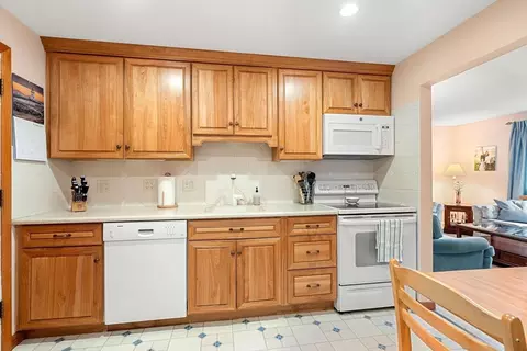 62 Purchase St #C5, Danvers, MA 01923 photo 6