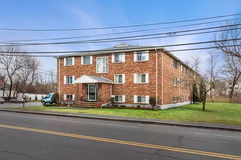 62 Purchase St #C5, Danvers, MA 01923 photo 2