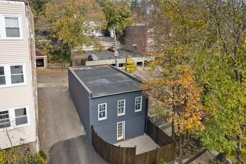1574 Beacon St #3, Brookline, MA 02446