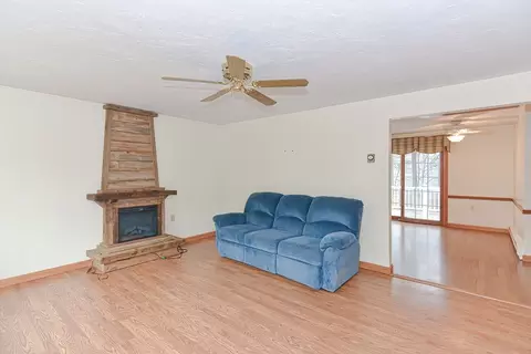 Living - 9 Pine Vw #9, Millis, MA 02054 photo 1 of 4